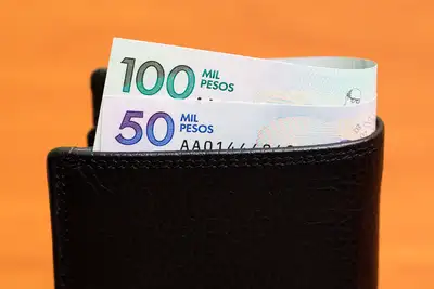 El salario mínimo subió en toda Latinoamérica en 2026, pero el poder de compra no: la paradoja que explica por qué