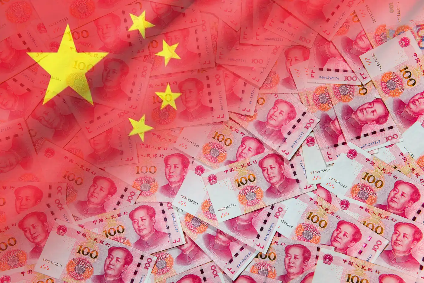 Edificios modernos del distrito financiero de Shanghai representando el poder económico de China